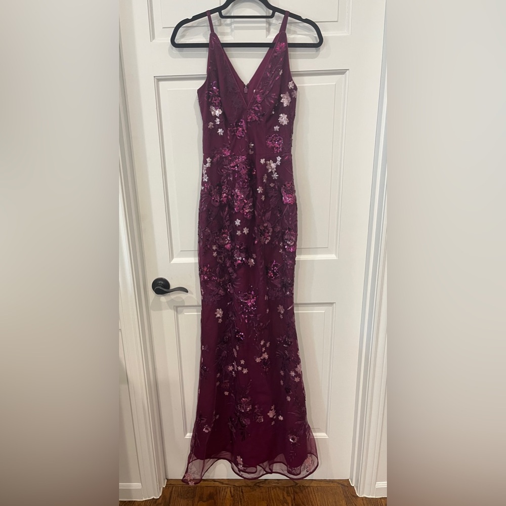 NWT Dress the Population Floral Sequin Gown Size XS Dress. PROM